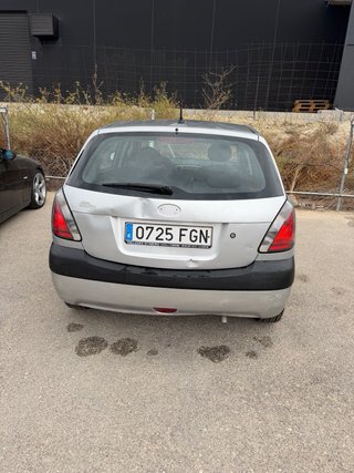 KIA Rio 2006