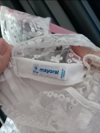 Mono blanco de encaje y plisado Mayoral talla 14