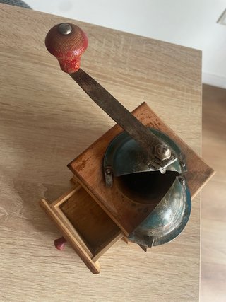 Molinillo de café antiguo ELMA
