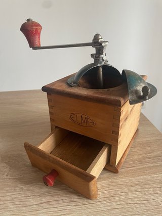 Molinillo de café antiguo ELMA