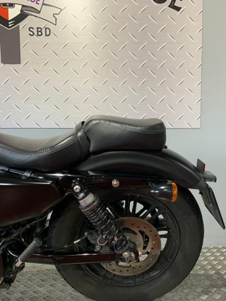 Harley Davidson Sportster Forty-Eight Negra