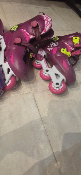 Patines talla 34-36  y 2 pares protecciones niña