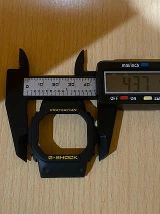 Correa y Bisel Gold para G-Shock DW-5600