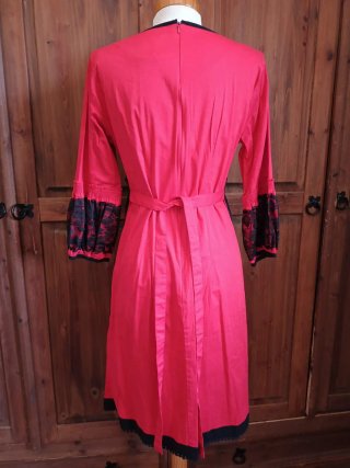 Vestido Almatrichi Rojo con Encaje Negro