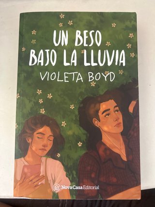 Un beso bajo la lluvia