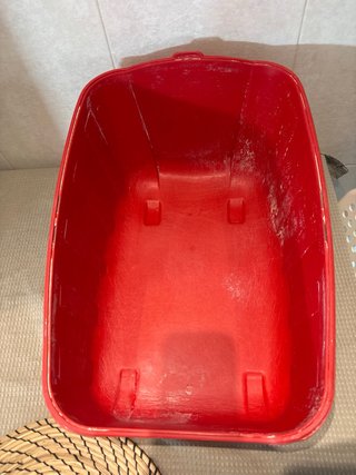 Arenero para gatos con puerta