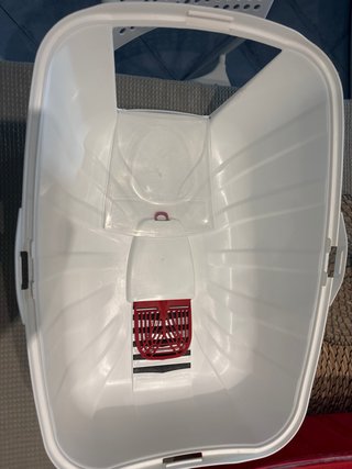 Arenero para gatos con puerta