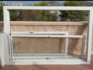 Puerta Balconera Blanca. 210x140