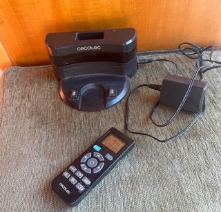 Base y mando Cecotec Conga 990