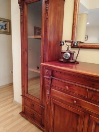 Mueble aparador, estantería y espejo rústico