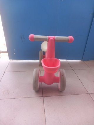 Bici 4 ruedas rosa UMATOLL