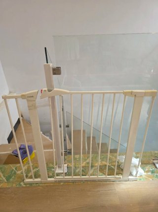 Barrera seguridad infantil Munchkin