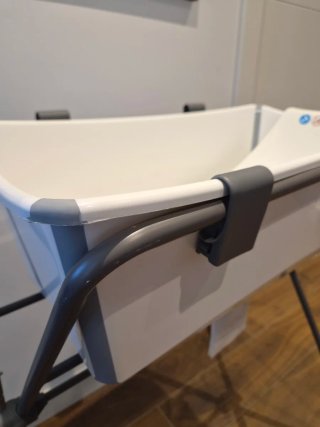 Bañera Bebé Stokke plegable con patas y soporte