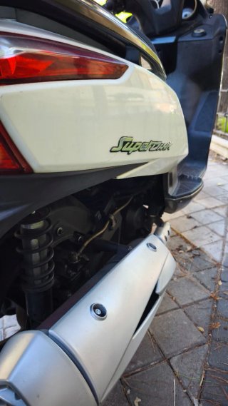 Kymco Superdink 300i