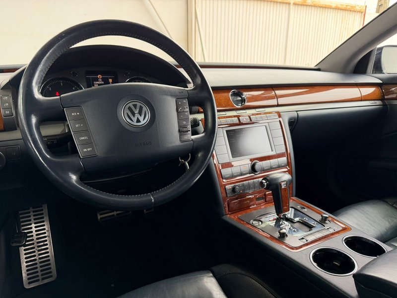 Volkswagen Phaeton 2004, foto 12