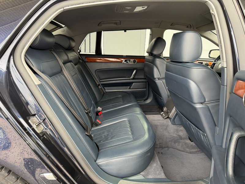 Volkswagen Phaeton 2004, foto 37