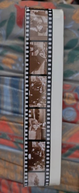 Pack 2 Películas VHS Chaplin (Español)