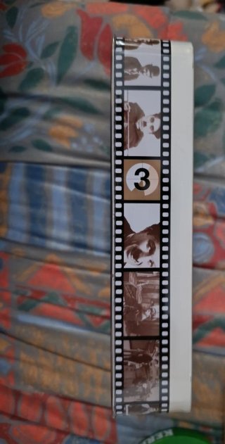 Pack 2 Películas VHS Chaplin (Español)