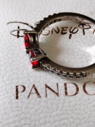 Anillo Pandora Corazón Rojo Plata
