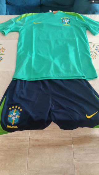 Equipación Brasil 2024 Talla L