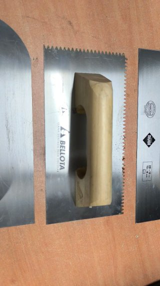 Llanas de albañil Rubi y Bellota