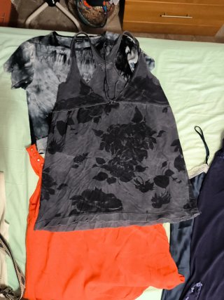 Pack 3 camisetas y 2 camisones dormir