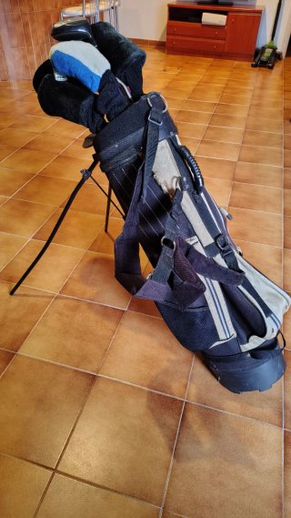 Dos bolsas de golf