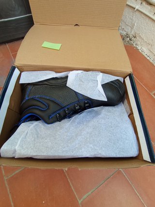 Zapatos de seguridad negros T43