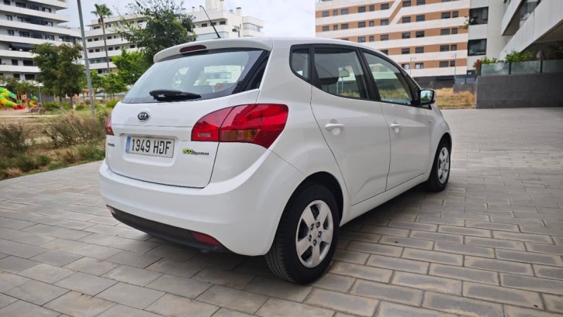 Kia Venga 1.4 CRDi WGT Drive 2011, foto 4