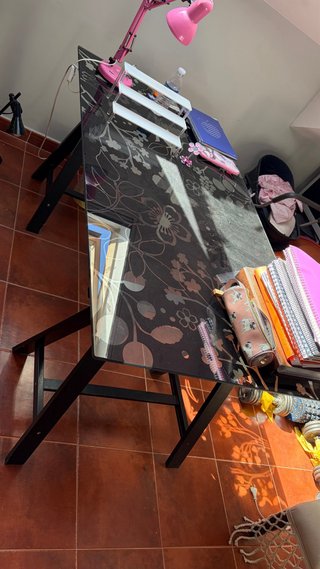Tavolo da studio IKEA in vetro 1,50 x 0,75 NESSUNA SPEDIZIONE