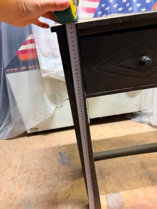 Mesita Entrada Madera Negra y Dorada