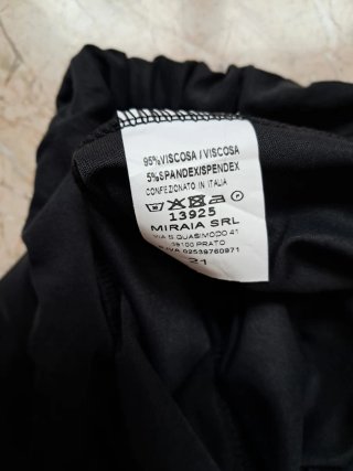Pantalón negro ancho