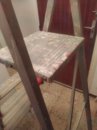 Escalera aluminio 6 peldaños 2m