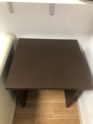 Cajonera auxiliar, cabecero, escritorio y baldas.