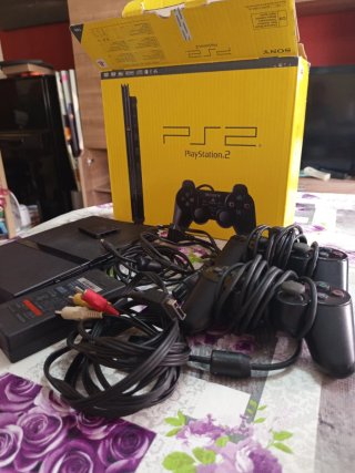 PlayStation 2 Slim Negra Sony