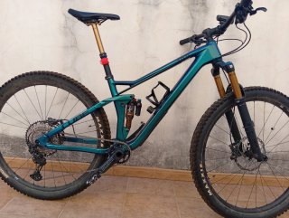 Bicicleta de Montaña Cube