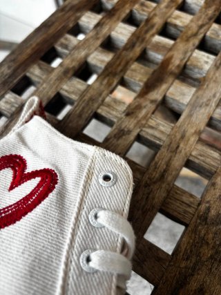 Zapatillas Desigual Blancas Corazón Rojo