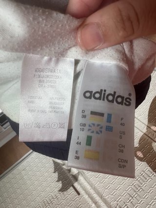 Chaqueta Adidas vintage años 90 Y2K