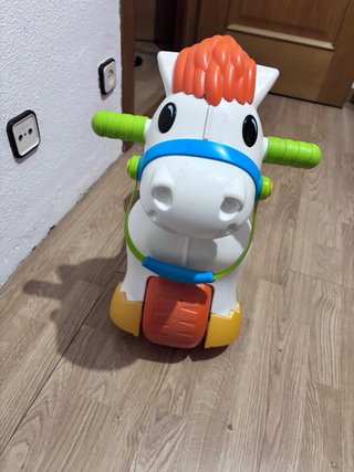 Caballo infantil para montar