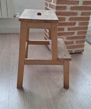 Escalera de madera Ikea Bekvam