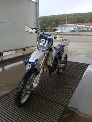 Yamaha YZ250F 2009 Motocross