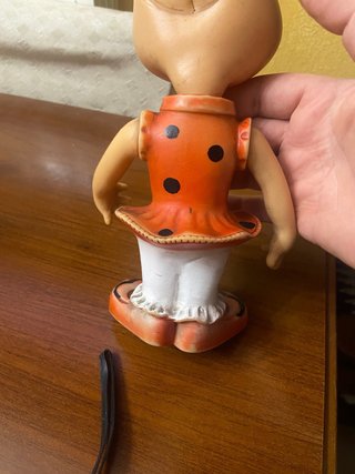 Moglie di Topolino rosy rosicchia