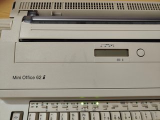 Máquina de escribir AEG OLYMPIA Mini Office 62 i