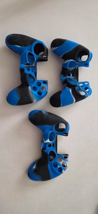 3 Protectores Silicona PS4 Blackfire