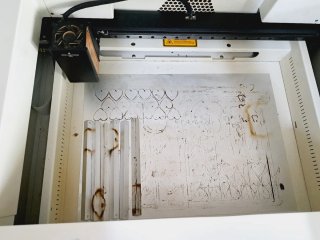 Cortadora láser y grabadora Láser Flux Ador 3 en 1