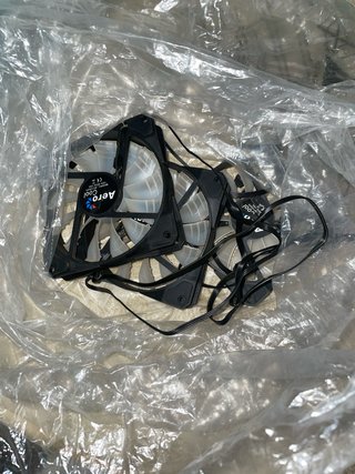 Pack 4 Ventiladores AeroCool con Controladora