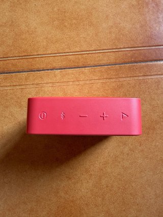Altavoz JBL Rojo con F!