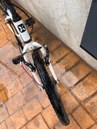 Bicicleta niña Decathlon blanca B’TWIN
