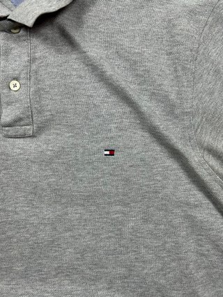 Polo Tommy Hilfiger Gris