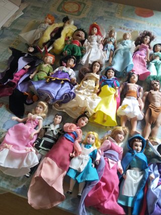 Bambole Disney in porcellana
